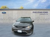 Used 2017 Chrysler Pacifica Touring-L Plus image 3