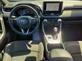 Used 2023 Toyota RAV4 SE image 4