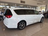 Used 2018 Chrysler Pacifica Limited w/ Tire & Wheel Group image 5
