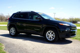 Used 2018 Jeep Cherokee Latitude Plus w/ Cold Weather Group image 5