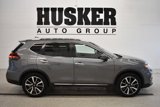 Used 2019 Nissan Rogue SL image 2