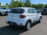 Certified 2023 Hyundai Venue SE image 3