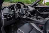 Used 2018 Jaguar F-PACE Premium image 3