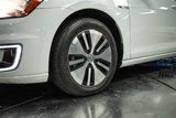 Used 2016 Volkswagen e-Golf SE image 3