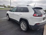 Used 2019 Jeep Cherokee Latitude w/ Popular Appearance Group image 5