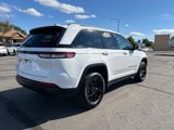 Used 2024 Jeep Grand Cherokee Altitude image 6