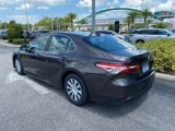 Used 2019 Toyota Camry LE image 2