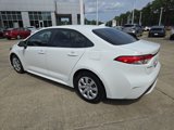 Certified 2022 Toyota Corolla LE image 3