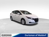 Used 2023 Nissan Leaf S image 1
