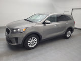 Used 2019 Kia Sorento LX image 2
