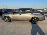 Used 2022 Nissan Versa SV image 4
