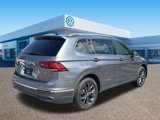 Used 2022 Volkswagen Tiguan SE image 3