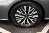 Used 2024 Nissan Altima 2.5 SV image 2