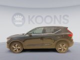 Certified 2023 Volvo XC40 B5 Plus image 2