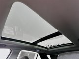 Used 2019 Chevrolet Equinox LT w/ Sun & Navigation Package image 4