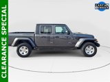 Used 2022 Jeep Gladiator Sport image 2