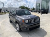 Used 2018 Jeep Renegade Latitude image 2
