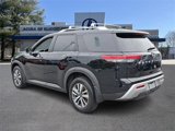 Used 2023 Nissan Pathfinder SL image 4