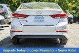 Used 2017 Hyundai Elantra SE image 5