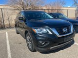 Used 2019 Nissan Pathfinder SL image 2