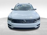 Used 2021 Volkswagen Tiguan SE w/ Panoramic Sunroof Package image 3