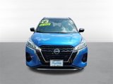 Used 2023 Nissan Kicks SR image 2