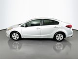 Used 2017 Kia Forte LX image 4