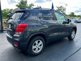 Used 2017 Chevrolet Trax LT w/ LT Convenience Package image 5