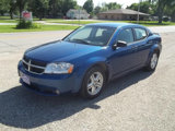 Used 2009 Dodge Avenger SXT image 2