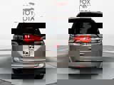 Used 2018 Chrysler Pacifica Touring-L image 5