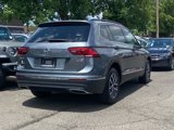 Used 2018 Volkswagen Tiguan SE w/ Panoramic Sunroof Package image 3