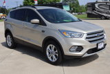 Used 2017 Ford Escape SE w/ Equipment Group 201A image 3