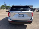 Used 2021 Ford Explorer XLT image 3