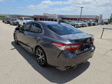 Used 2019 Toyota Camry SE image 3