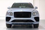 Used 2023 Bentley Bentayga image 2