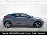 Used 2017 Hyundai Veloster image 4