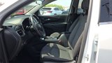 Used 2020 Chevrolet Equinox LT w/ Driver Convenience Package image 4