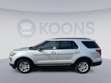 Used 2019 Ford Explorer XLT w/ Equipment Group 201A image 2