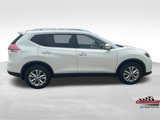 Used 2015 Nissan Rogue SV image 3
