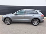 Used 2018 Porsche Cayenne S image 2