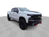 Used 2019 Chevrolet Silverado 1500 LT Trail Boss image 2