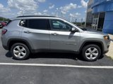 Used 2017 Jeep Compass Latitude w/ Popular Equipment Group image 2