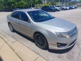 Used 2010 Ford Fusion SE image 2
