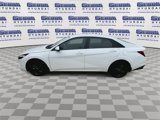 Used 2022 Hyundai Elantra SEL w/ Convenience Package image 6