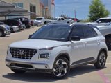 Used 2024 Hyundai Venue Limited image 2
