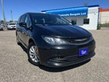Used 2017 Chrysler Pacifica Touring w/ Tire & Wheel Group image 2
