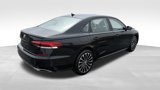 Used 2022 Volkswagen Passat 2.0T image 5