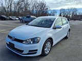 Used 2015 Volkswagen Golf S image 3