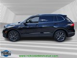 Used 2022 Volkswagen Tiguan SE image 2