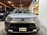 Used 2015 Mitsubishi Outlander SE image 2